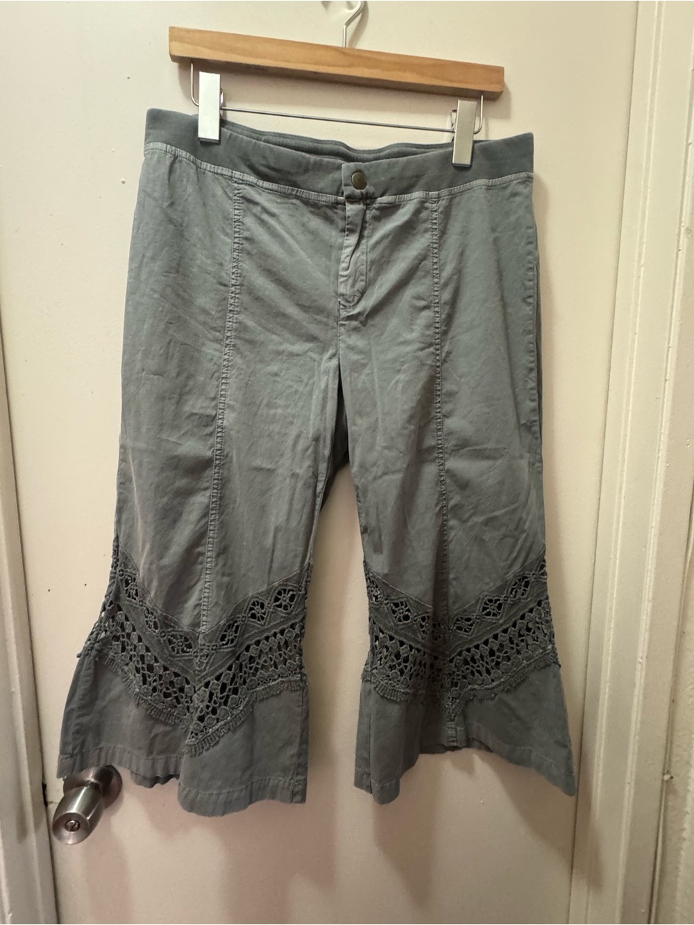 XCVI Gray Cropped Wide-Leg Pants with Lace Insets